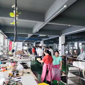 2025 Most Fashionable 100% Virgin <strong>Clip</strong>-<strong>in</strong> Hair <strong>Extensions</strong> Easy To Remove Exclusive For Salons - Product Image 5