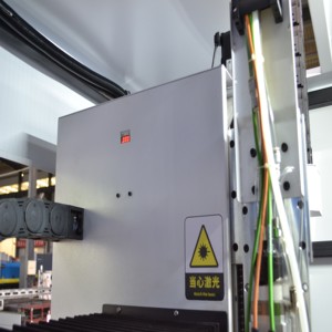 Cortadora Láser Industrial CNC de 1500W 3000W para Tubos Metálicos de Acero al Carbono y Aluminio - Product Image 3