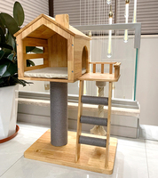 Arbre à chat Maine Coon design tendance, grande tour griffoir en sisal et bois pour chats de grande taille, vente en gros, emballage carton