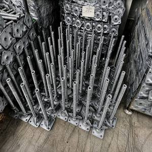 Accessoires de coffrage pour échafaudage Ringlock : Supports réglables solides avec base à vis creuse pour le support de coffrage de construction - Product Image 4