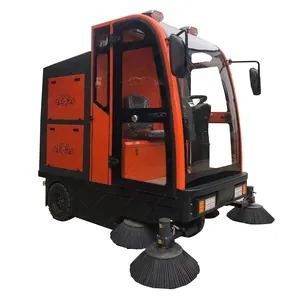 Big machine Single-driver site on Big electric sweeper capable of dust removal water absorption and snow sweeping