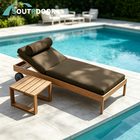 Chaise longue moderne en teck naturel, durable et portable, avec table d'appoint, pour villa, salon, patio, piscine