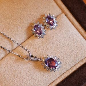 Parure de bijoux Xinfly en or 18 carats (Au750) avec saphir violet non brûlé et diamants, comprenant collier, pendentif et boucles d'oreilles, idéale pour mariage, fiançailles ou soirée - Product Image 1