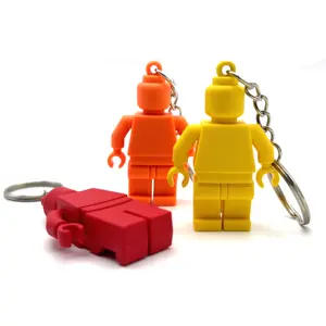 Gantungan kunci mainan blok bangunan kreatif, gantungan kunci boneka warna Solid, Gantungan Kunci PVC karakter Robot Mini