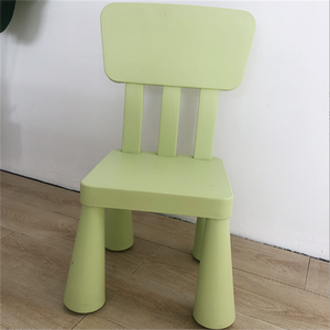 Ensemble table et chaises en plastique moderne pour enfants, idéal pour les jeux et l'école, design écologique et durable, caractéristiques de sécurité pour les enfants - Product Image 3