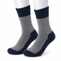 Chaussettes de camping personnalisées, chaussettes de marche en plein air, design mi-mollet avec zones contrastées talon et orteils