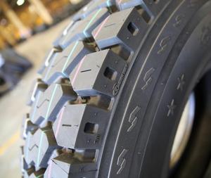 Neumático HAWKWAY TBR para Camión de Transporte Largo y Autobús 315/80R22.5 22PR HK810 OFF THE ROAD CARGA PESADA 315/80R22.5 Super - Product Image 3
