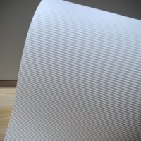 Carton rigide gaufré blanc 300-350 g/m² pour emballage de boîtes cadeaux de parfum