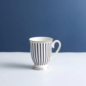 Magnifique tasse à café en céramique nordique de 400 ml, style dessin animé, à rayures et pois noirs, compatible lave-vaisselle et micro-ondes, idéale pour les cadeaux d'affaires et les moments de détente. - Product Image 5