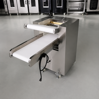 Machine à presser la pâte commerciale, machine à étaler la pâte à pizza à grande vitesse, rouleau en acier inoxydable, machine à pâtes, machine pour boulangerie et restaurant