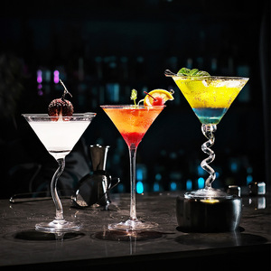 Vasos de Cóctel <span class=keywords><strong>Martini</strong></span> Personalizados, Lujosos, Elegantes, Únicos, Creativos, Vasos de Cóctel Japoneses Curvos para Mezclar <span class=keywords><strong>Martini</strong></span> y Margarita - Product Image 1