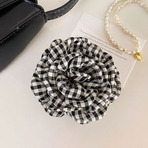 Promotion : Accessoires de cheveux de créateur, style rétro, pince pieuvre, pince requin, pince à cheveux en tissu couleur unie avec fleur rose pour femmes et filles - Product Image 6