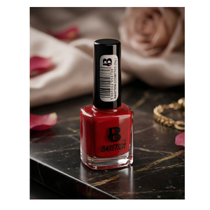 Vernis à ongles Noor, couleur élégante et brillante, longue tenue, fini lisse, résistant aux écaillures, produit cosmétique - Product Image 4