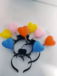 Bandeaux lumineux LED en forme d'étoile, couronne de cœur lumineuse, diadème pour les décorations d'anniversaire, d'Halloween, de Noël, les faveurs de fête du Mardi Gras - Product Image 3