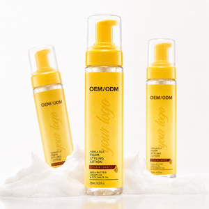 Lotion coiffante moussante bio pour cheveux bouclés et crépus - Modèle et définit la forme - Tenue moyenne - Prête à l'emploi - Product Image 1