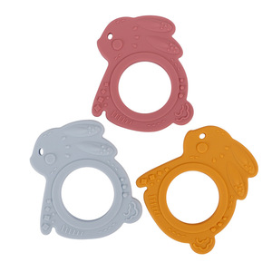 Rabbit Hollow – Bâtonnet de dentition pour bébé, en silicone bouillable de qualité alimentaire, pour bébés de 0 à 24 mois - Product Image 4