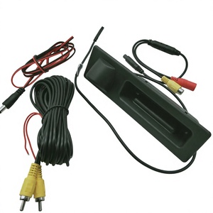 Cámara de Reversa para Puerta Trasera de BMW con Visión Nocturna HD de 12v, Modelo 51247463163 - Product Image 1