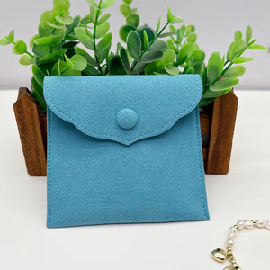 Bolsa de Terciopelo de Alta Calidad para Joyería con Cierre de Tela y Botón, Logotipo Personalizado, Tamaños 8*8+4cm/12x12cm o Personalizables - Product Image 2