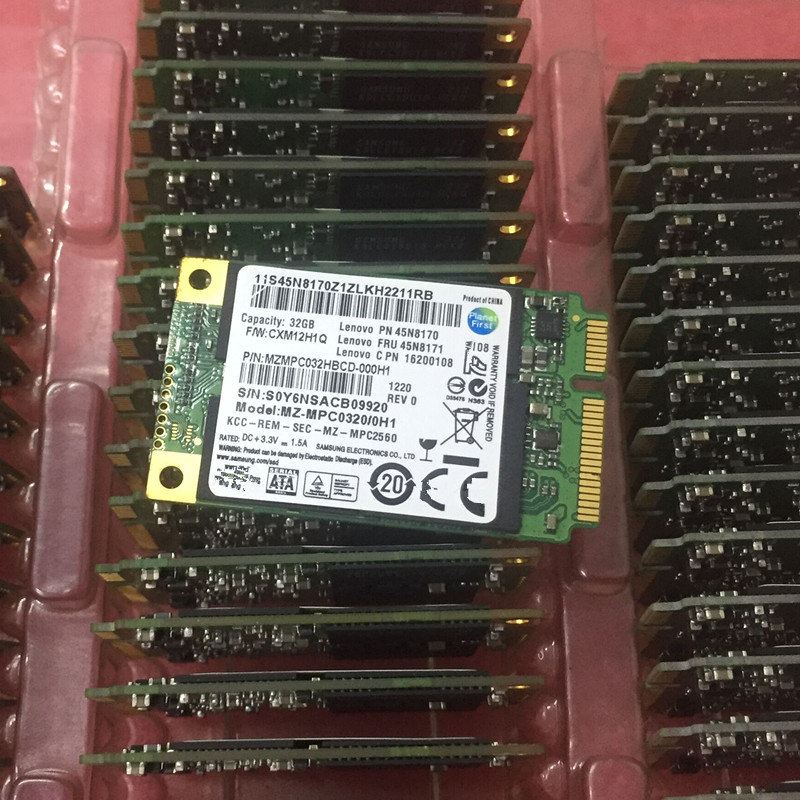 HP 1,8  M SATA 32 GB Mz-mpf0320/ 0h1 736773-001 735594-001 MZMPF032HCFV- 000H1