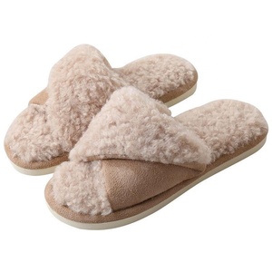 Popular Famous Custom Ladies Sandal Cross Fur <strong>Slipper</strong> Mongolian <strong>Felt</strong> Fur <strong>Slipper</strong> Sandals Indoor Anti-slip Soft Warm Shoes - Product Image 4