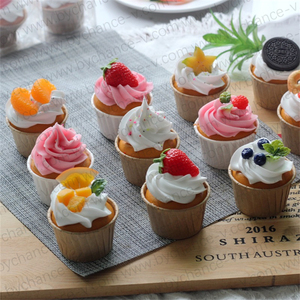 โมเดลอาหารจำลองคุณภาพสูงสำหรับตกแต่งร้านเบเกอรี่ ผลไม้จำลอง ทาร์ต คัพเค้ก ของตกแต่งงานปาร์ตี้ จัดแสดงบนโต๊ะ - Product Image 2