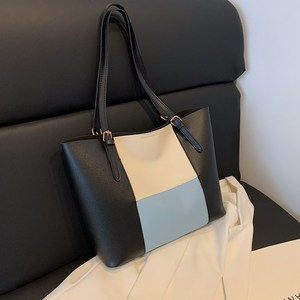 <span class=keywords><strong>Sac</strong></span> fourre-tout vintage grande capacité en PU pour femme, patchwork color-block, tendance, pour trajets quotidiens, nouvelle collection 2026 - Product Image 4