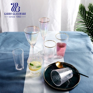 Calici in Vetro Colorato Arcobaleno Fatti a Mano, Bicchieri da Vino Rosso 250ml, Calici per Gin Tonic, Flute per Feste, Bicchieri Personalizzati per Cocktail - Product Image 5