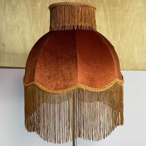 <span class=keywords><strong>Paralume</strong></span> Vittoriano di Lusso, in Velluto con Frange Dorate, <span class=keywords><strong>Paralume</strong></span> Decorativo su Misura per Lampada da Tavolo e Lampada da Terra - Product Image 3