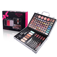Palette d'ombres à paupières minérales hautement pigmentées en gros sous marque privée - Choisissez vos couleurs, kit de maquillage facile à appliquer, résistant à l'eau