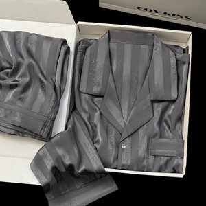 Мужская атласная пижама с вышивкой - Product Image 1