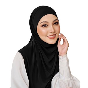 instantanée musulmane multifonctionnelle de tissu de sentiment de <span class=keywords><strong>soie</strong></span> de couleur unie pour la couverture de visage de femmes - Product Image 3