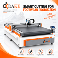 Machine de découpe numérique automatique pour chaussures avec couteau oscillant intelligent pour la production de tiges de chaussures en cuir, de doublures en maille et de semelles intérieures en EVA