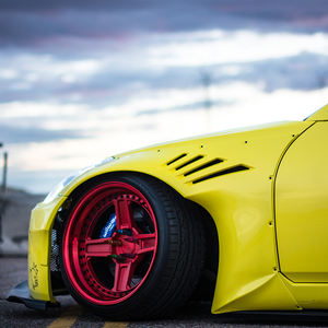 Kit de Carrocería para Guardabarros Delantero de Fibra de Vidrio Estilo RB para Nissan 350Z - Product Image 2