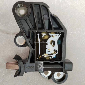 Régulateur de tension d'alternateur pour IVECO DAYLI 3.0D 14V 0272220844 0272220814 0272220829 VRB844 0125811039 0125811040 0125811043 - Product Image 2