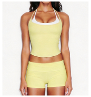 Ensemble de yoga grande taille : débardeur dos nu à double bretelle et short color-block à revers avec logo frontal extensible dans quatre directions