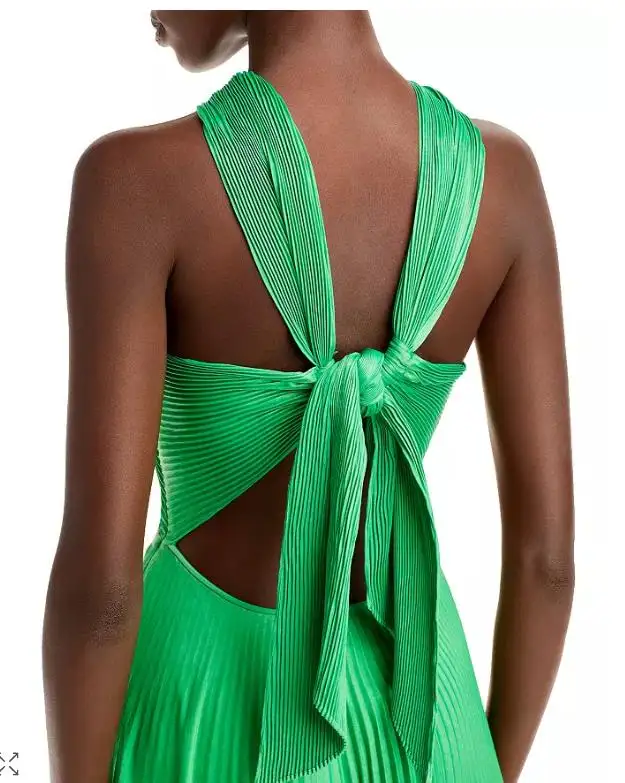 Fashion Oem Custom Elegant Summer Green Backless Sexy Satin Pleated Dress Long Maxi Dresses For Formal