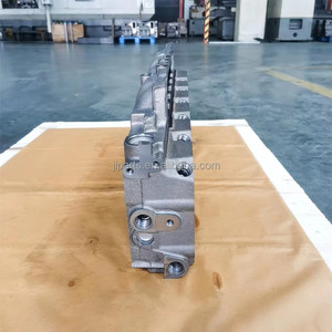 Nouvelle condition ISB6.7 ISDe moteur diesel <span class=keywords><strong>culasse</strong></span> 3977225 pièces de voiture de ramassage - Product Image 3