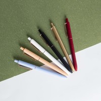 Stylo bille 0,5 mm, design en V, corps coloré, stylo de signature de haute qualité, logo personnalisé pour entreprise, promotion de marque