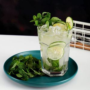 Gobelet Instagram Mojito surdimensionné en verre pour jus de citron et thé aux fruits - Product Image 3