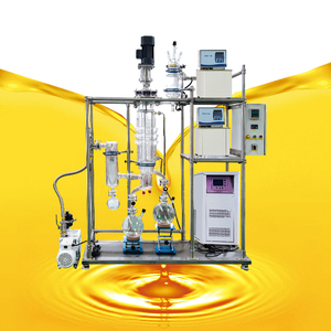Système de distillation moléculaire à l'échelle du laboratoire pour le contrôle de la qualité - Product Image 6
