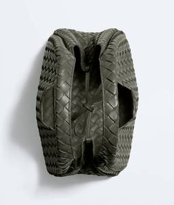 Bolso de hombro Bottega BV Travel Campana con silueta archivable en suave piel Intrecciato con cierre de lazo Veneta - Product Image 3