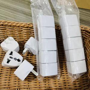 Adaptador de enchufe, adaptador de dos a tres clavijas, enchufe al por mayor para tiendas de un dólar, enchufe doméstico multifuncional. - Product Image 5