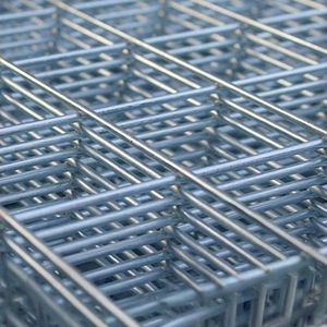 Rouleau de treillis soudé haute résistance à prix d'usine pour applications d'écranage en acier renforcé - Product Image 1