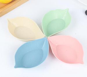 Assiettes en Plastique Premium Multifonctionnelles en Forme de Feuille et de Cœur pour Assaisonnement, Petites Assiettes et Plats à Collation - Product Image 3