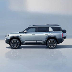 2025 Fangchengbao Leopard 8 SUV de 7 Plazas con Conducción Inteligente, Ideal para Viajes en Grupo, Estilo Audaz, Alto Rendimiento Todoterreno, Depósito - Product Image 5
