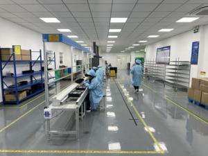 Kit de Clé à Chocs Électrique Sans Balais et Sans Fil <span class=keywords><strong>4</strong></span>-en-1 Personnalisable OEM pour Chantiers : Perceuse, Meuleuse d'Angle, Marteau avec Mallette Rigide - Product Image 3