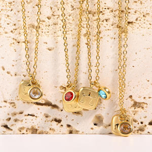 Collar con Colgante de Piedra Natal de Circonio con Signos Zodiacales de 12 Meses, Cuadrado, de Acero Inoxidable Chapado en Oro de 18K, Sin Deslustre - Product Image 4