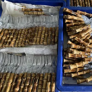 Столовые приборы из нержавеющей стали с ручкой из натурального бамбука