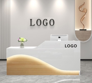 Thiết kế quầy lễ tân bằng gỗ trắng và đá cẩm thạch với đèn LED, nội thất đặt làm riêng cho tiệm cắt tóc và spa - Product Image 4