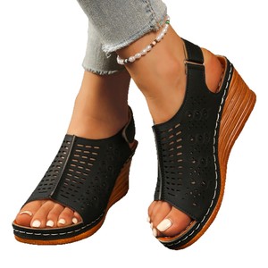 Sandalias de cuña para mujer con velcro, estilo europeo y americano elegante, nuevas sandalias romanas huecas de verano al por mayor - Product Image 5